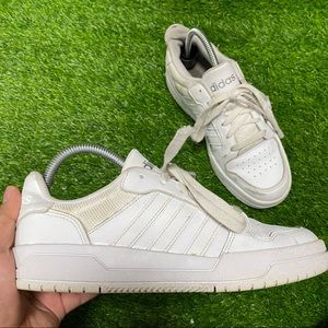 Adidas Sneaker (E011)
